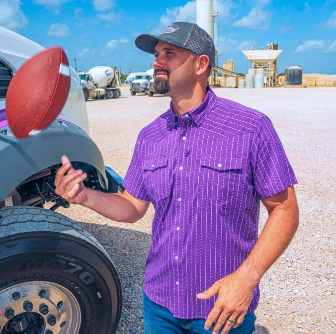 PONCHO - THE STOCKYARD